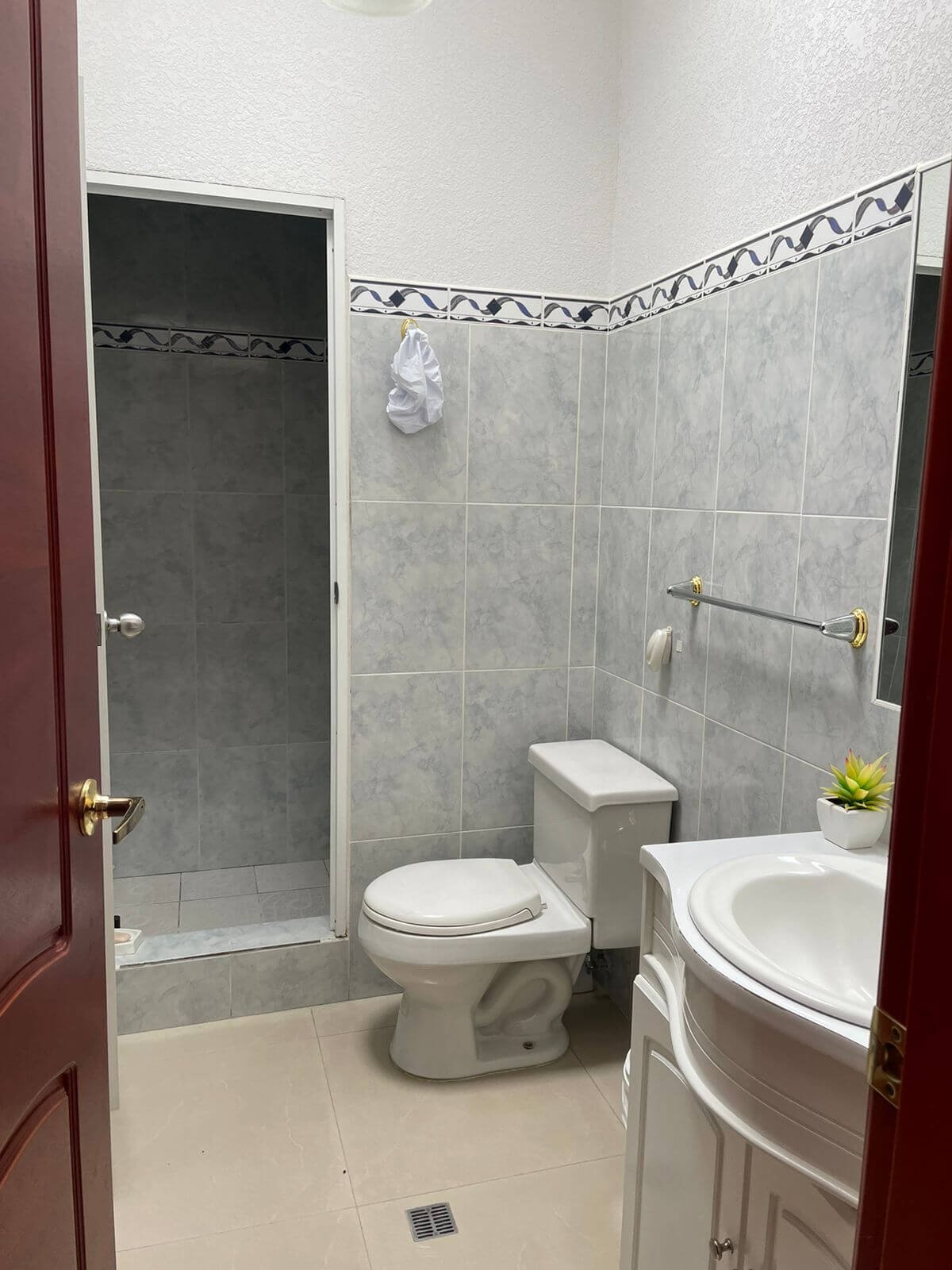 WhatsApp Image 2025-02-13 at 11.22.02 AM (4)